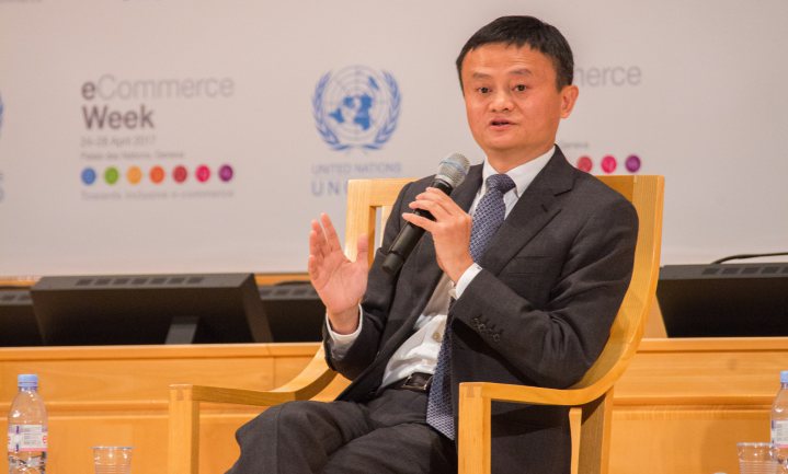 Alibaba’s medeoprichter en topman op 55-jarige leeftijd met pensioen