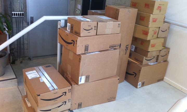 Amazon bouwt nieuw distributiecentrum tegen Nederland en België aan